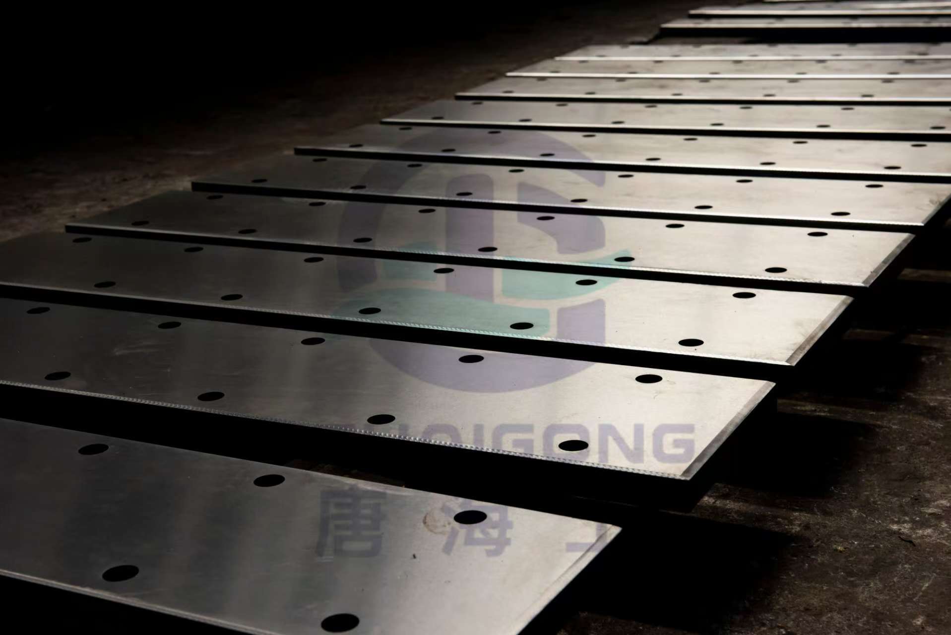 Composite Slide Plate
